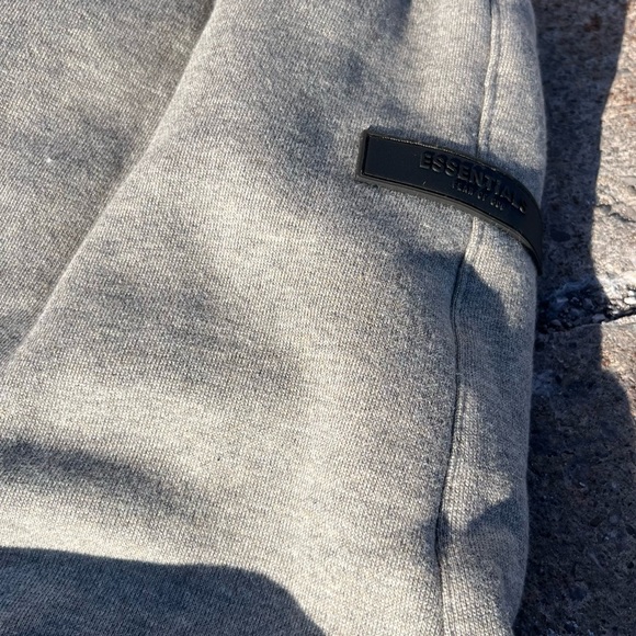 Essentials tracksuits - Picture 5 of 6